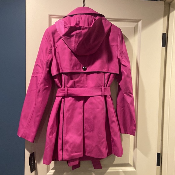 Black Rivet, NWT, pink trench coat, size large - Picture 2 of 7